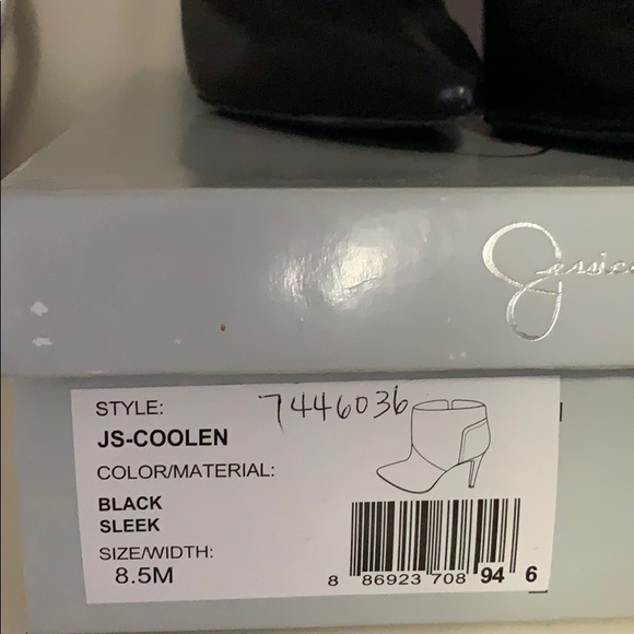 Jessica Simpson boots - Picture 7 of 8